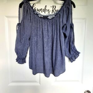 American Eagle Striped Top Women's Medium Slit Sleeve